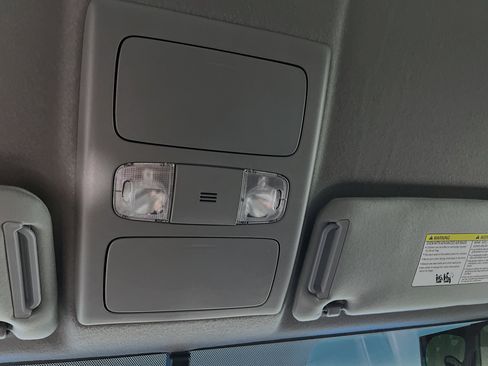 Used 2012 Toyota Tacoma PreRunner image 20