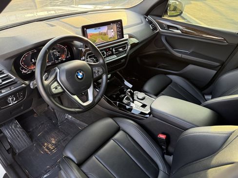 Used 2023 BMW X3 sDrive30i w/ Premium Package image 9