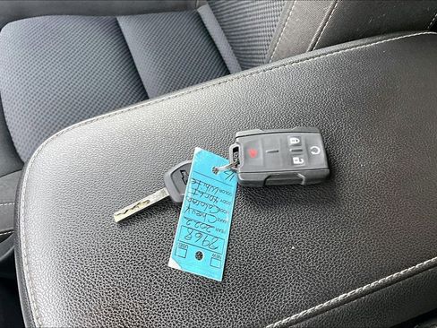 Used 2022 Chevrolet Colorado LT w/ LT Convenience Package image 35