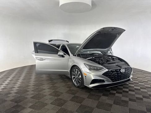 Used 2022 Hyundai Sonata Limited FWD image 15