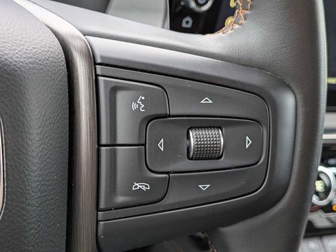 Used 2024 GMC Sierra 1500 AT4 w/ Technology Package image 27