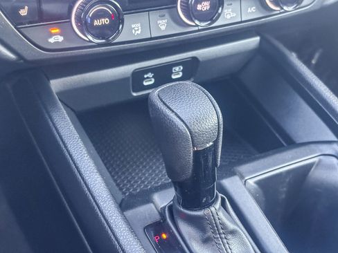 Certified 2023 Honda Accord EX image 25