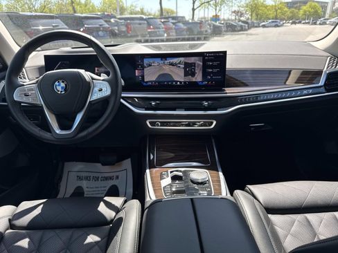 Used 2026 BMW X7 xDrive40i AWD/4WD image 15