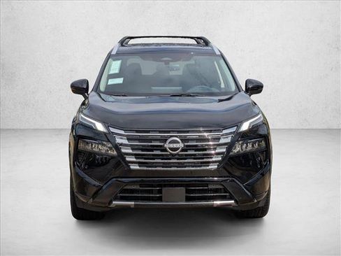 New 2026 Nissan Rogue Platinum image 6