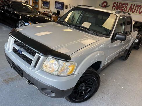 Used 2002 Ford Explorer Sport Trac 4x4 image 9