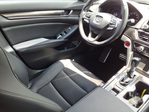 Used 2022 Honda Accord Sport image 16