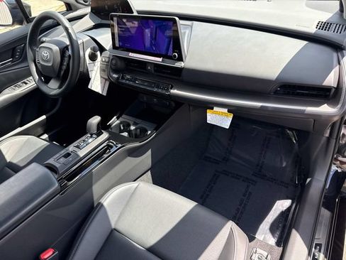 Used 2026 Toyota Prius Limited w/ Limited Premium Package FWD image 19