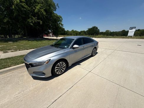 Used 2019 Honda Accord Hybrid image 1