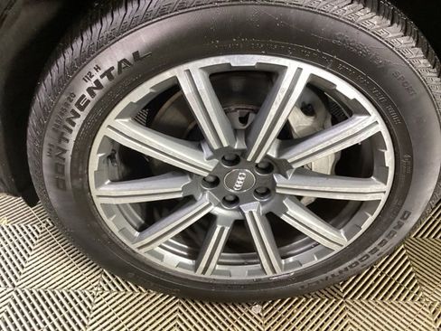 Used 2019 Audi Q7 3.0T Premium Plus w/ Premium Plus Package image 8