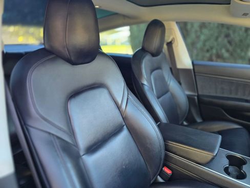 Used 2020 Tesla Model 3 Standard Range Plus image 24