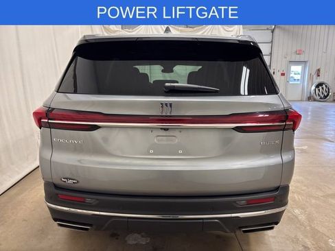 Used 2025 Buick Enclave Preferred image 5