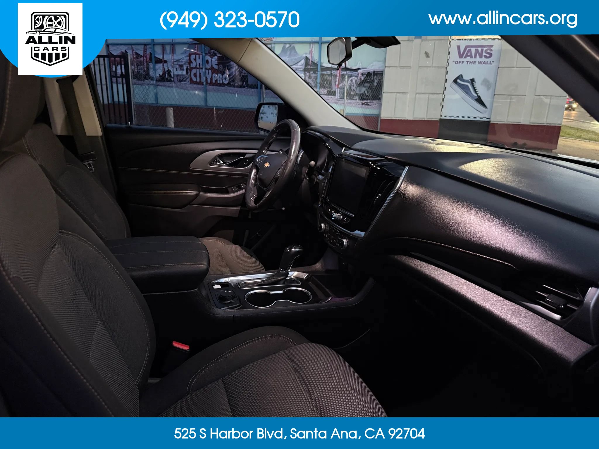 Used 2019 Chevrolet Traverse LT FWD image 12
