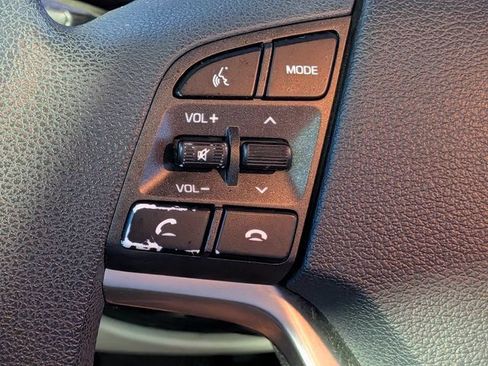 Used 2019 Hyundai Tucson Value AWD/4WD image 25