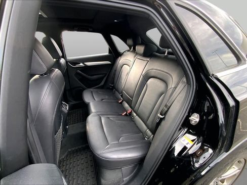 Used 2018 Audi Q3 2.0T Premium Plus w/ Premium Plus Package AWD/4WD image 21
