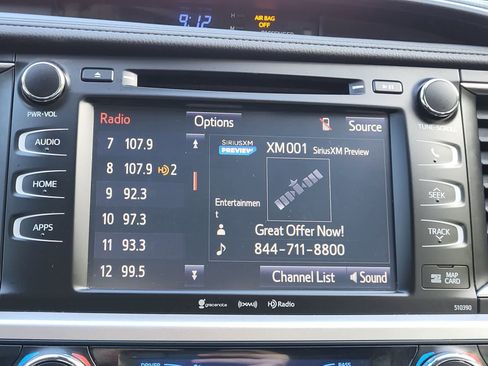 Used 2019 Toyota Highlander SE image 20