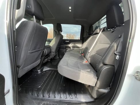 Used 2022 Chevrolet Silverado 2500 LT w/ Convenience Package image 16