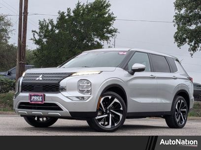 Used 2024 Mitsubishi Outlander SE