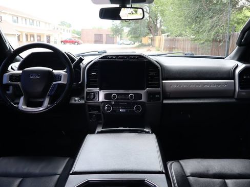 Used 2022 Ford F250 Lariat w/ Lariat Ultimate Package AWD/4WD image 16