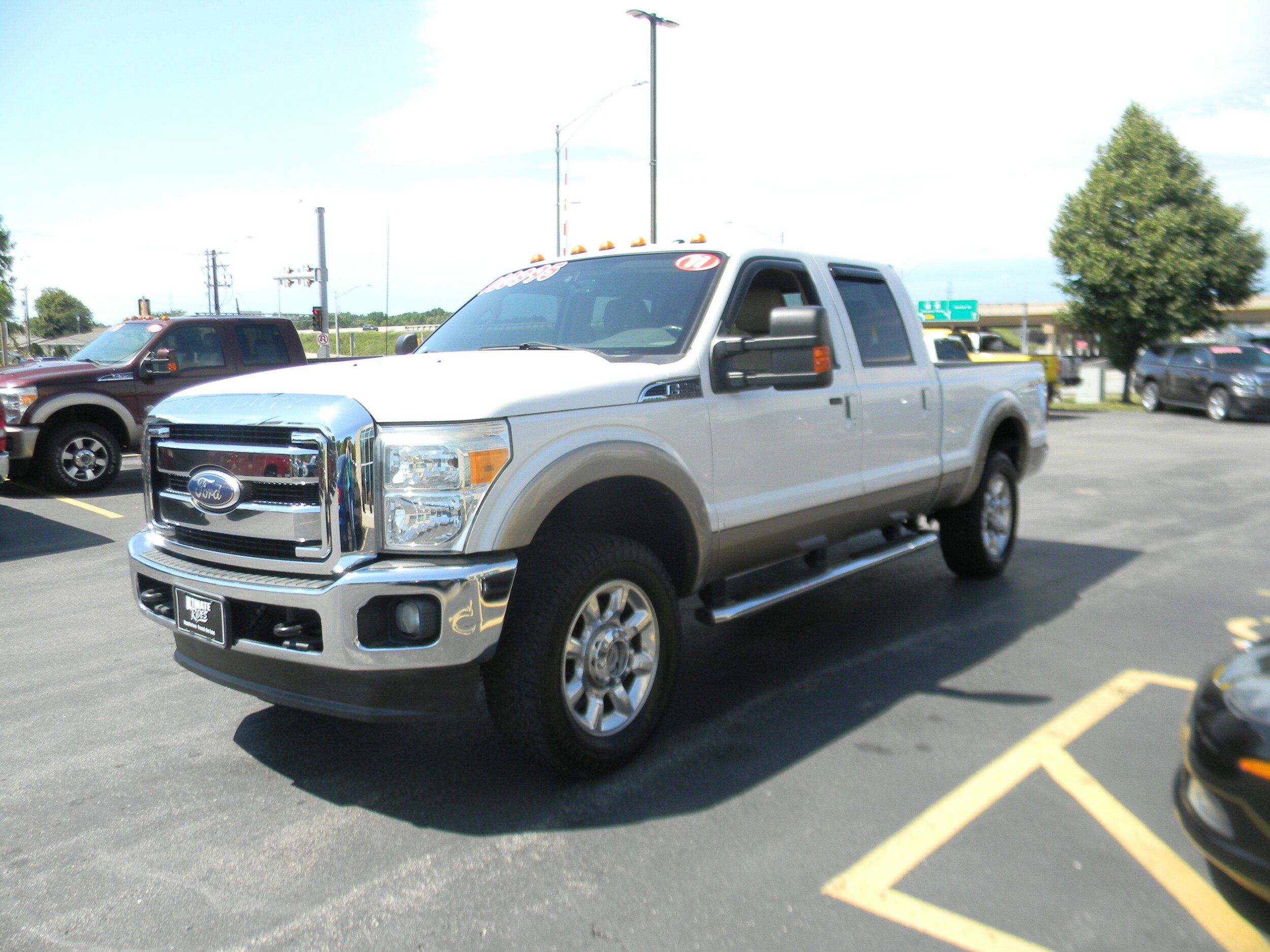 Used 2011 Ford F250 Lariat w/ Lariat Interior Pkg AWD/4WD image 4