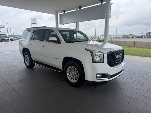 Used 2020 GMC Yukon SLT w/ Open Road Package image 3