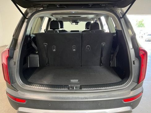 Used 2021 Kia Telluride S AWD/4WD image 16