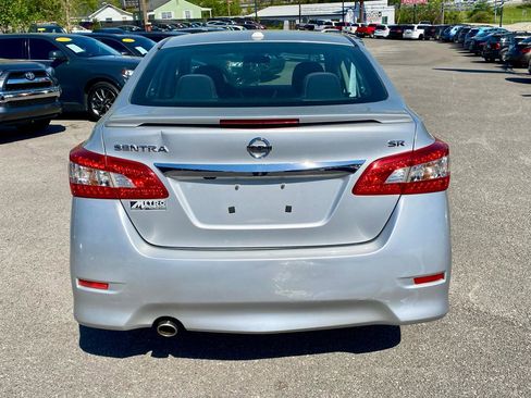 Used 2015 Nissan Sentra SR FWD image 6