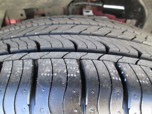 Used 2025 Nissan Rogue SV image 9