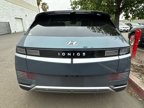 Used 2024 Hyundai Ioniq 5 SE RWD image 6