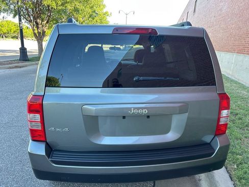 Used 2014 Jeep Patriot Sport w/ Power Value Group AWD/4WD image 3
