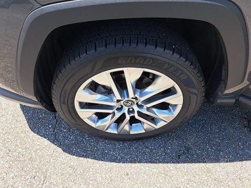 Used 2020 Toyota RAV4 XLE Premium AWD/4WD image 30