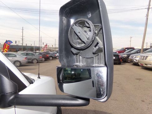 Used 2009 Chevrolet Express 3500 3500 2dr Commercial/Cutaway/Ch image 37