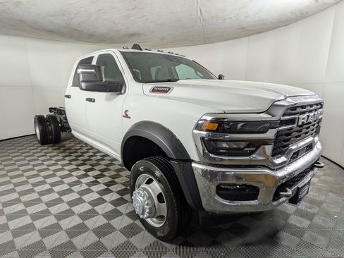 New 2026 RAM 5500 Tradesman image 5