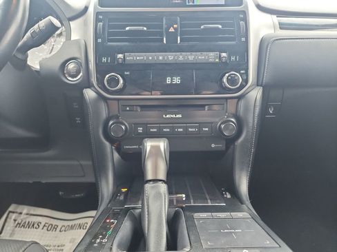 Used 2023 Lexus GX 460 Premium image 11