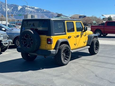 Used 2020 Jeep Wrangler Unlimited Sport S AWD/4WD image 4
