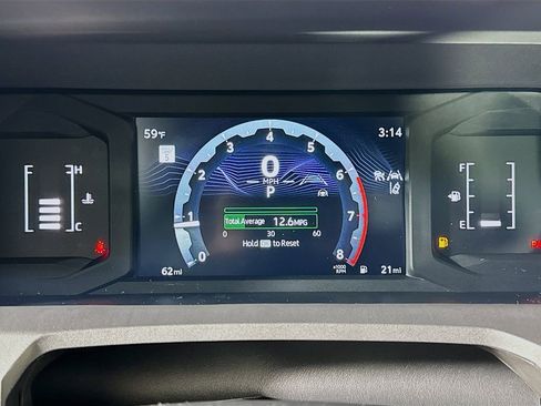 Used 2025 Toyota Tacoma SR5 image 29