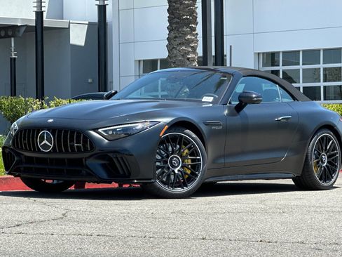 New 2025 Mercedes-Benz SL 63 AMG 4MATIC image 2