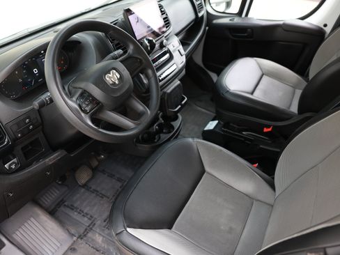 Used 2023 RAM ProMaster 3500 w/ Premium Convenience Group FWD image 6