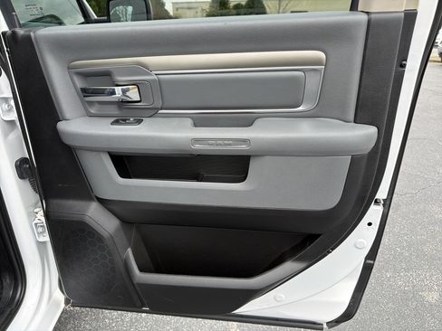 Used 2017 RAM 1500 Big Horn image 16