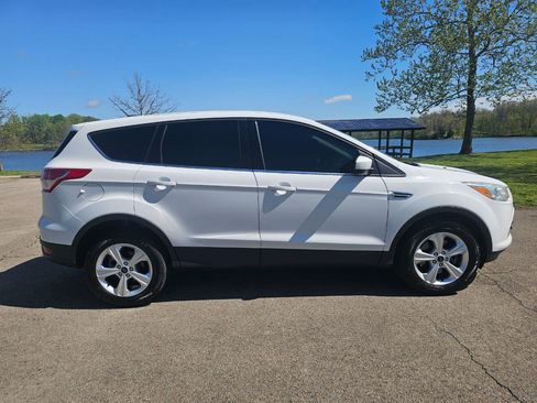 Used 2016 Ford Escape SE AWD/4WD image 4