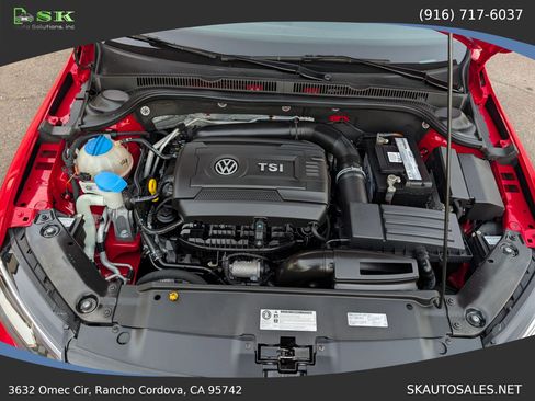 Used 2014 Volkswagen Jetta GLI Autobahn FWD image 25