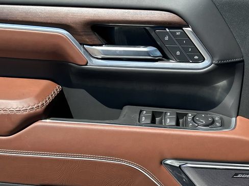 New 2026 GMC Sierra 3500 Denali Ultimate AWD/4WD image 24