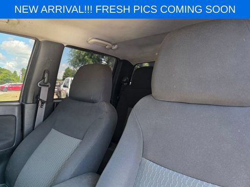 Used 2011 Chevrolet Colorado LT AWD/4WD image 8