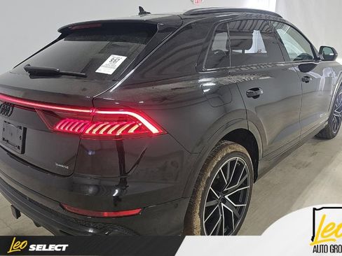 Used 2023 Audi Q8 Premium Plus image 2