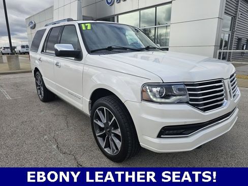 Used 2017 Lincoln Navigator Reserve image 3