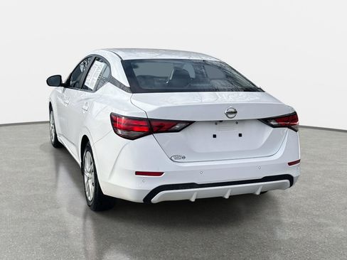 Used 2022 Nissan Sentra S image 7