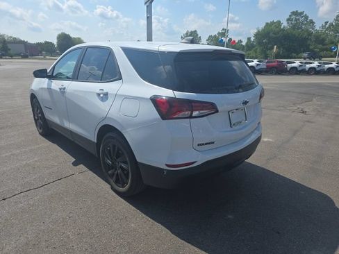 Used 2024 Chevrolet Equinox LS w/ LS Convenience Package AWD/4WD image 7