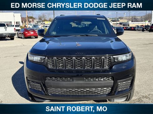 New 2025 Jeep Grand Cherokee L Altitude AWD/4WD image 2