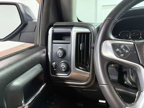 Used 2018 GMC Sierra 1500 SLE image 75
