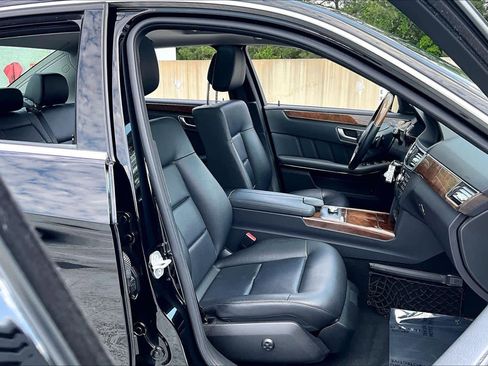 Used 2013 Mercedes-Benz E 350 Sedan image 9