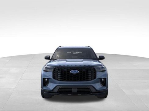 New 2026 Ford Explorer ST-Line w/ ST-Line Street Pack AWD/4WD image 7
